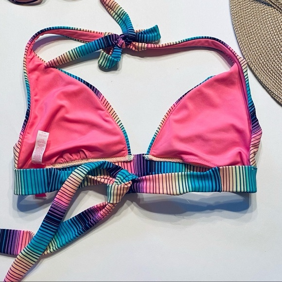Victoria’s Secret Bikini 👙 Top - Picture 2 of 3